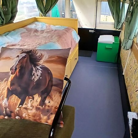 De Huifkar, Trekkershut Bij Sneek Hotel Hommerts Luaran gambar